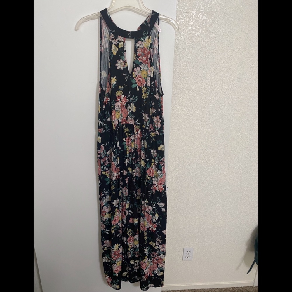 Xhilaration XL black flower halter dress